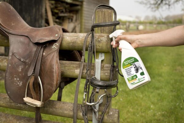 Tack Clearner tht kills ringworm-1
