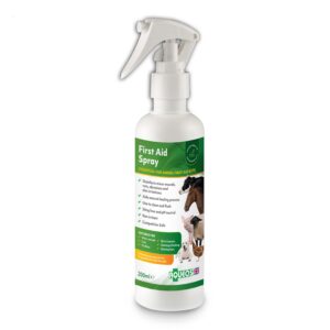 Aqueos First Aid Spray for Animals-0